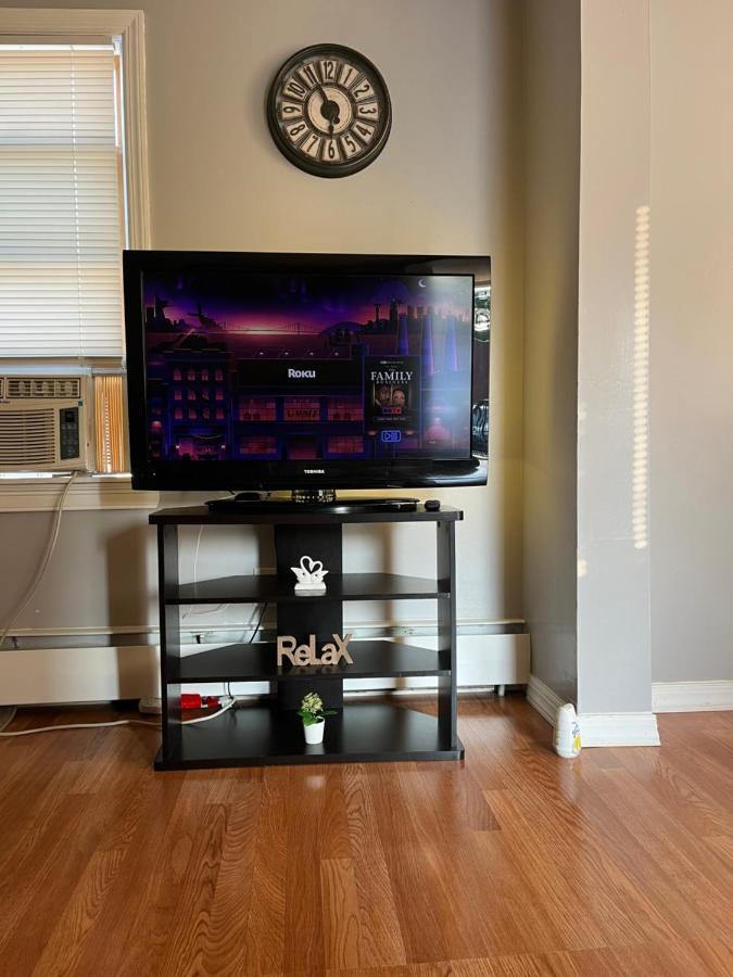 Lovely Three Bedroom Apartment Near Jersey City And Newyork Линден Экстерьер фото