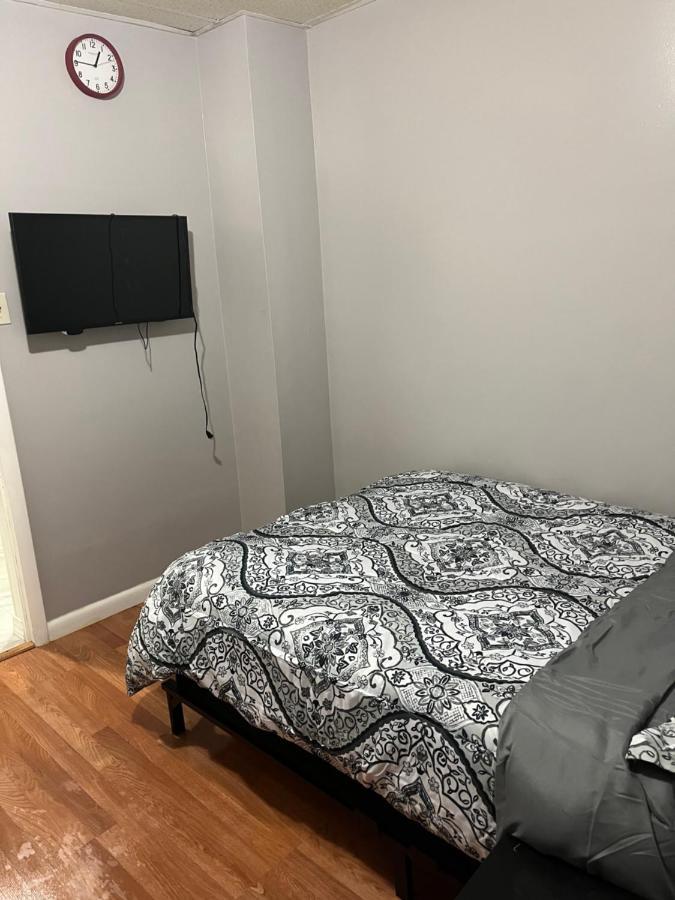 Lovely Three Bedroom Apartment Near Jersey City And Newyork Линден Экстерьер фото